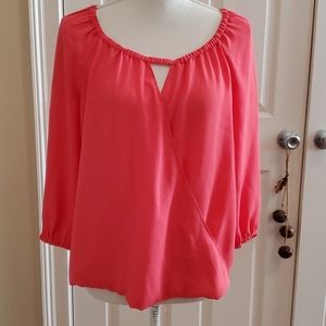 I.N.C. International Concerts top size small